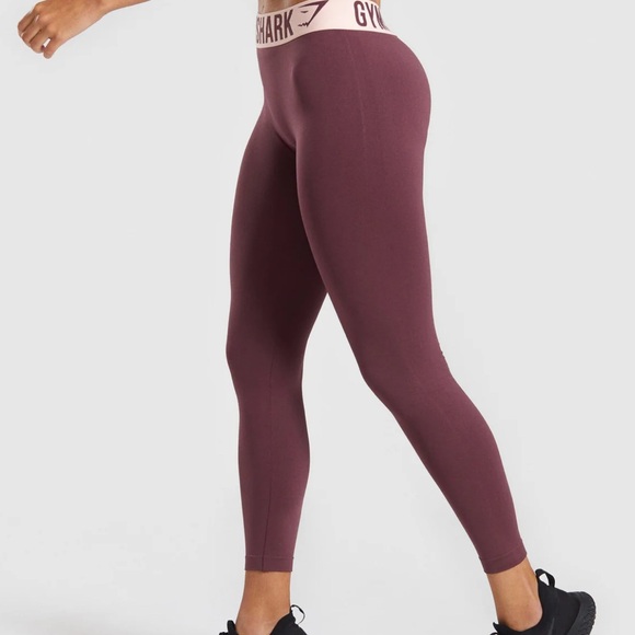 Gymshark Fit Seamless Leggings in Winterberry/Pink Salt NWT - Picture 2 of 7
